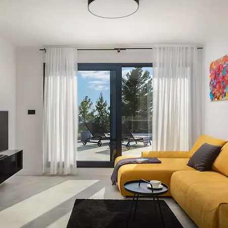 Villa 9 Podstrana
