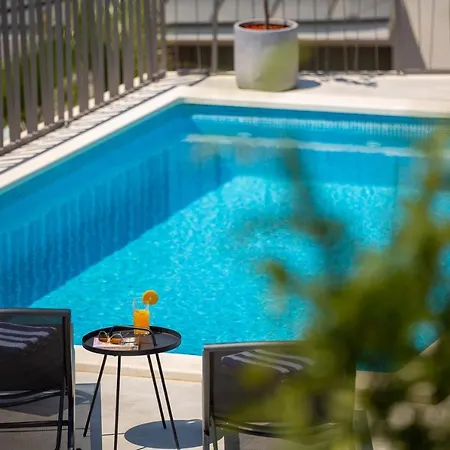 9 ヴィラ ポドストラナ