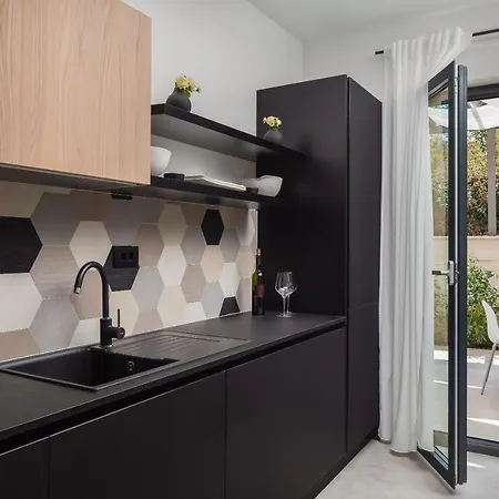 9 ポドストラナ