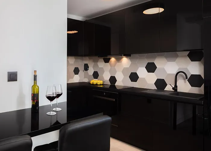 9 بودْسْتغانا